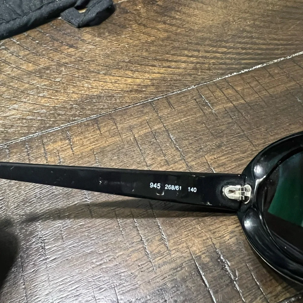 Vintage Giorgio Armani Black Sunglasses - Picture 5 of 8